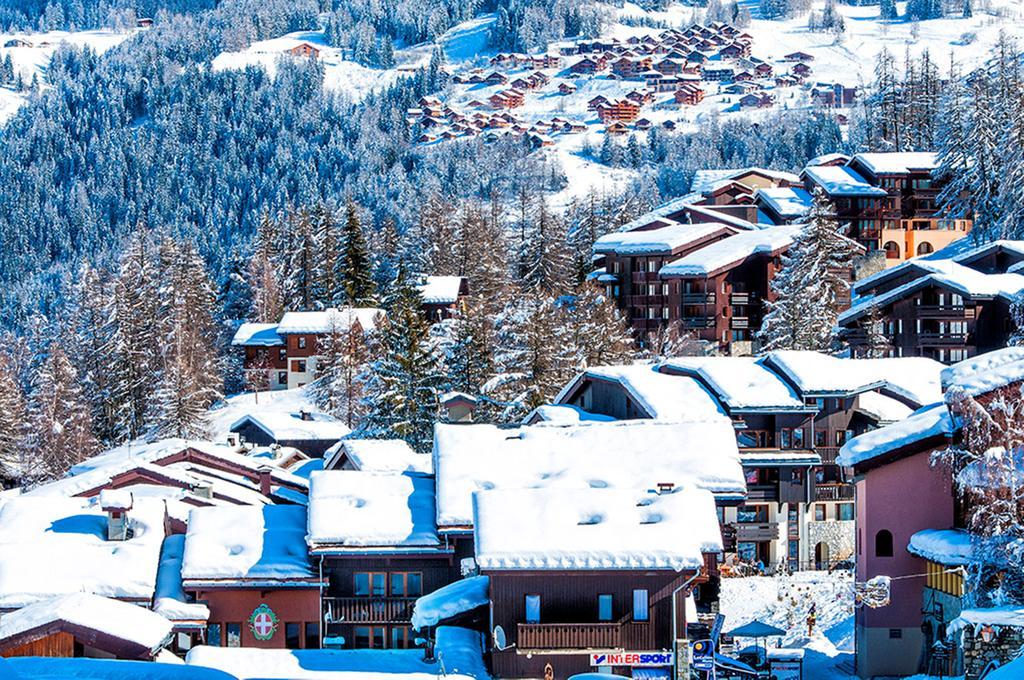 Residence Goelia Les Chalets De Wengen La Plagne Exteriör bild
